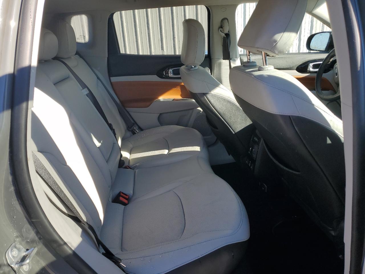2022 JEEP COMPASS LIMITED VIN:JTKKU10438J008405
