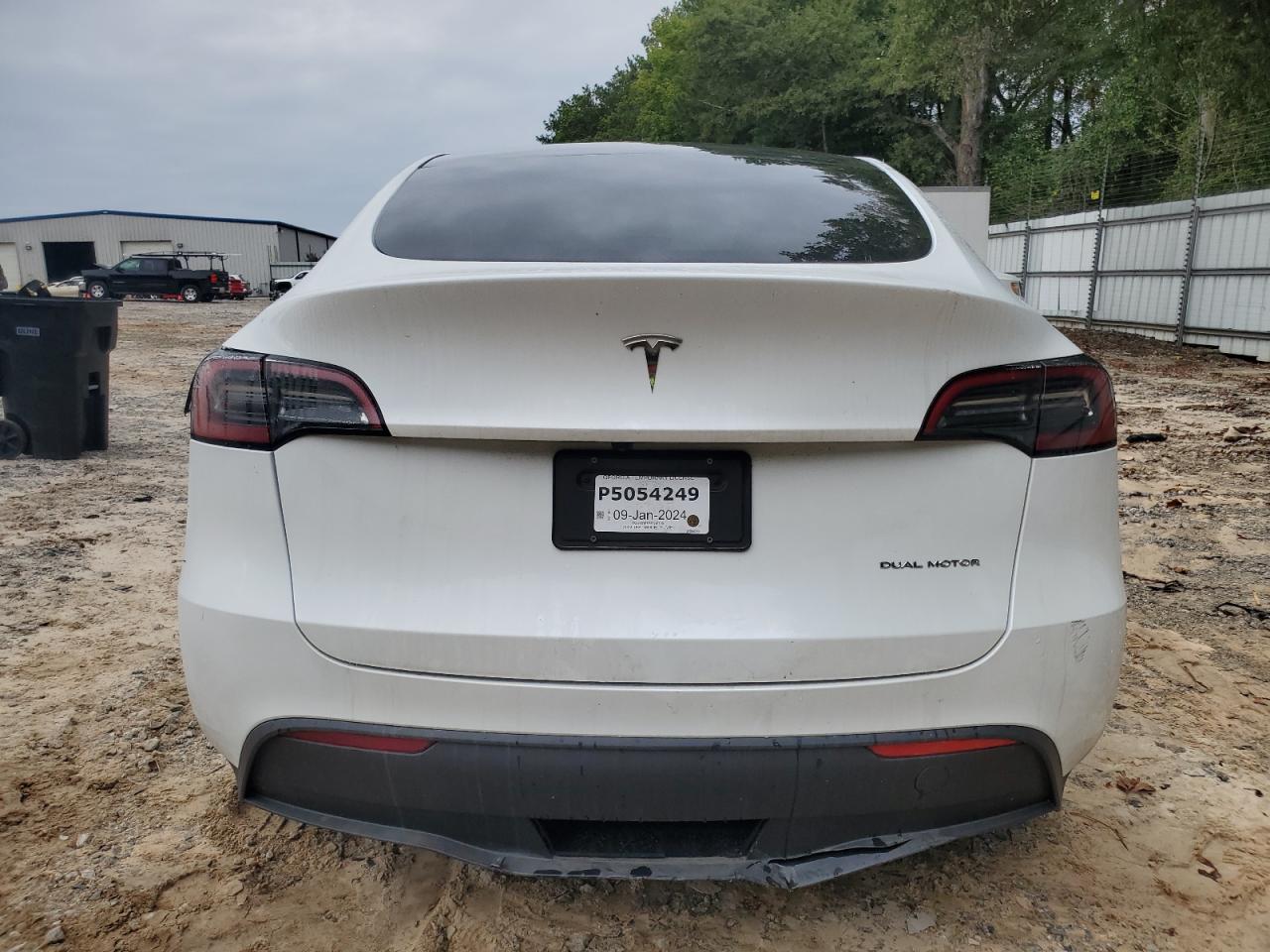 2023 TESLA MODEL Y  VIN:7SAYGDEE8PA187901