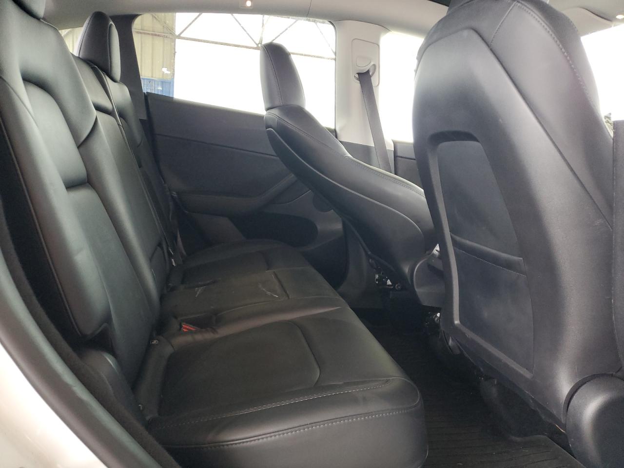 2023 TESLA MODEL Y  VIN:7SAYGDEE8PF771184
