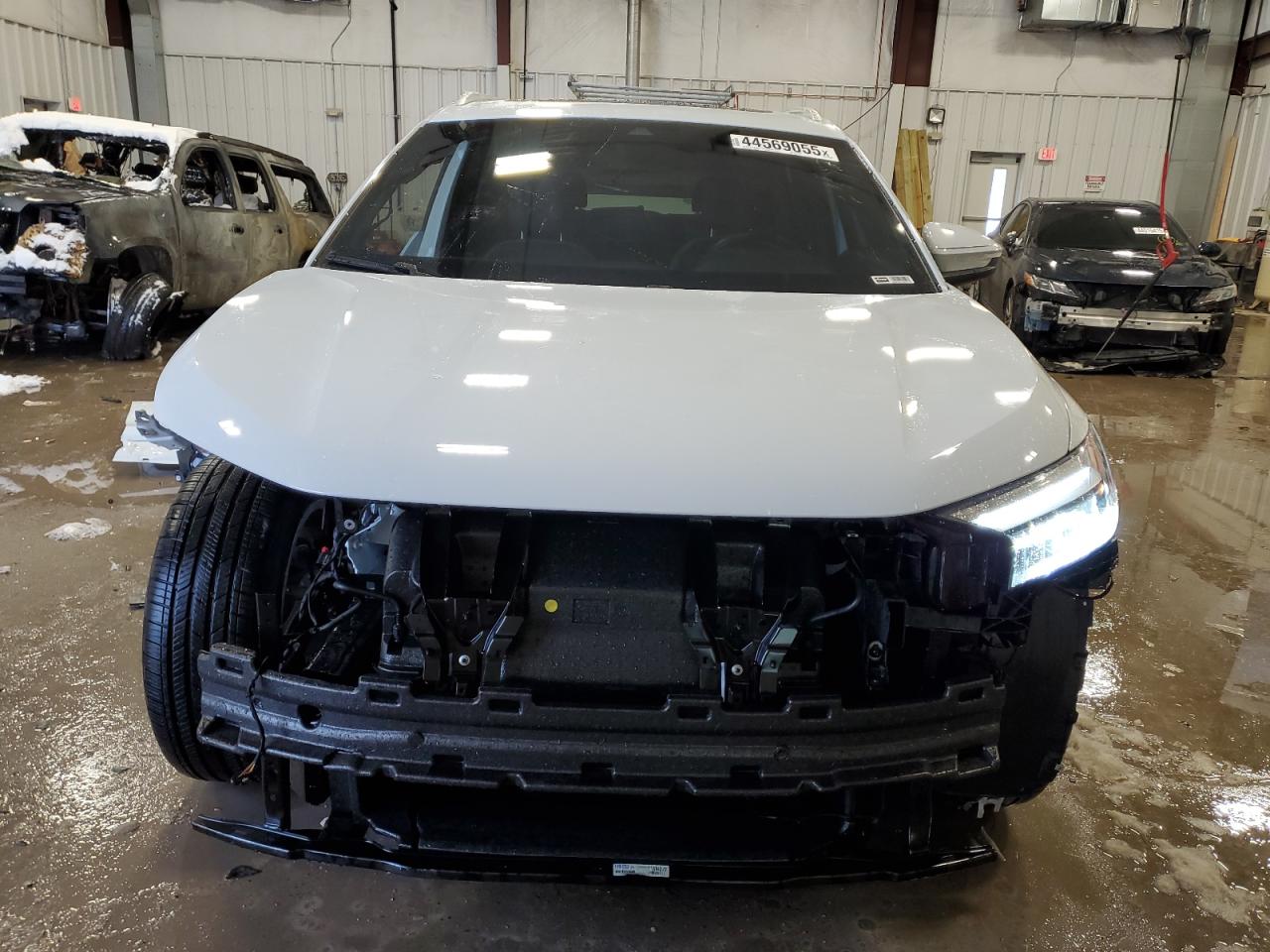 2024 AUDI Q4 E-TRON PREMIUM VIN:WA1KUBFZ9RP053762