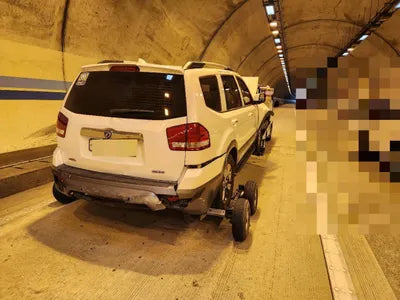 2017 Kia Mohave KNAKM814DHA164485 VIN:KNAKM814DHA164485