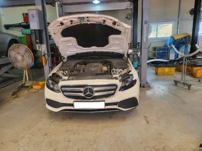 2017 Mercedes-Benz E 300 WDDZF4JB3HA070472 VIN:WDDZF4JB3HA070472