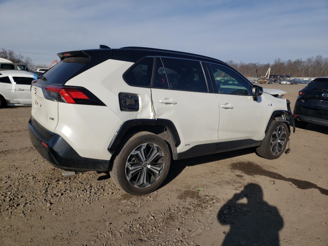 2022 TOYOTA RAV4 PRIME XSE VIN:JTMEB3FV0ND110213