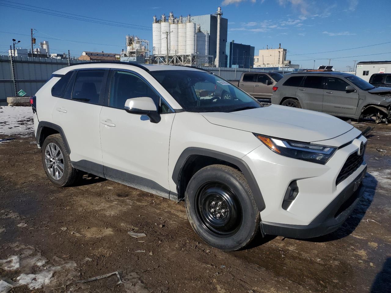 2024 TOYOTA RAV4 XLE PREMIUM VIN:2T3A1RFV8RW465899