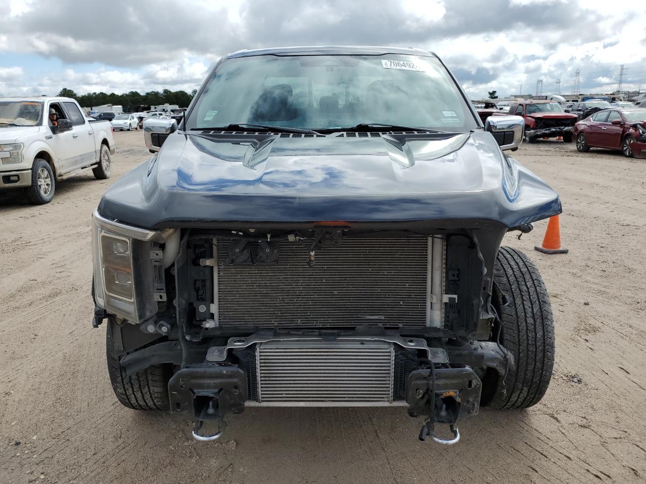 2022 FORD F150 SUPERCREW VIN:1FTFW1E85NFB64751
