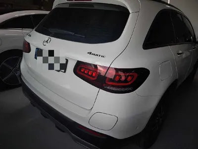 2021 Mercedes-Benz GLC 300 VIN: