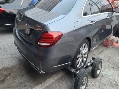 2019 Mercedes-Benz E 300 WDDZF4KB1KA682577 VIN:WDDZF4KB1KA682577