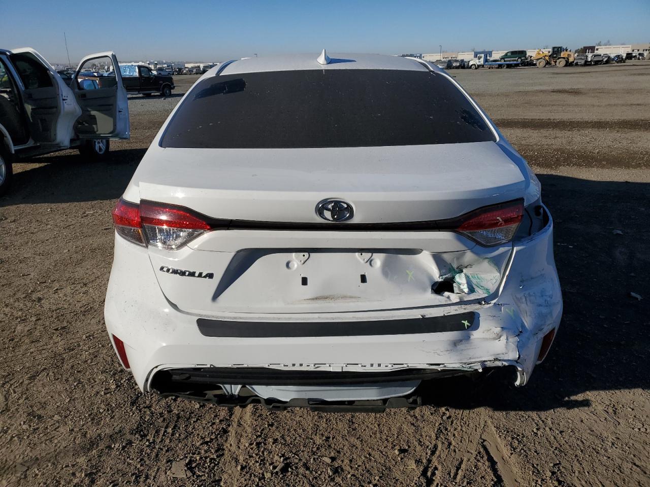 2022 TOYOTA COROLLA LE VIN:JTDEPMAE7N3005771