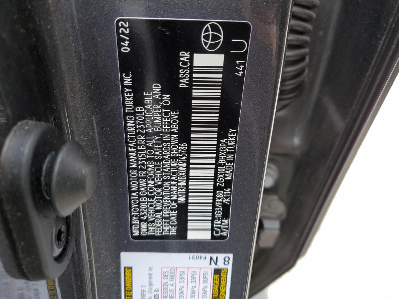 2022 TOYOTA C-HR XLE VIN:NMTKHMBX0NR145786