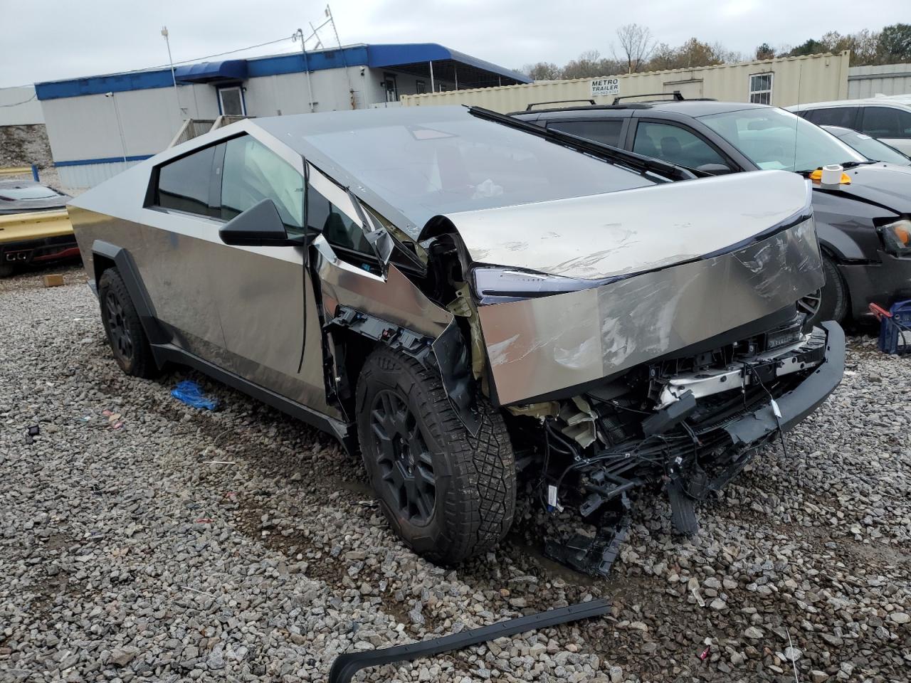 2024 TESLA CYBERTRUCK  VIN:7G2CEHED0RA014997