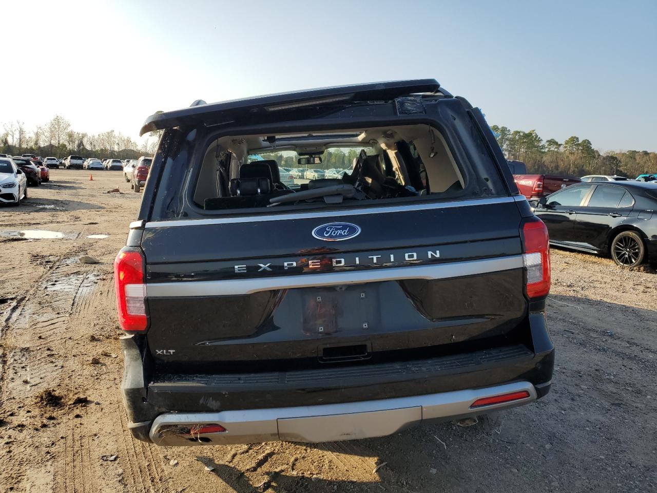 2023 FORD EXPEDITION XLT VIN:1FMJU1H83PEA04920