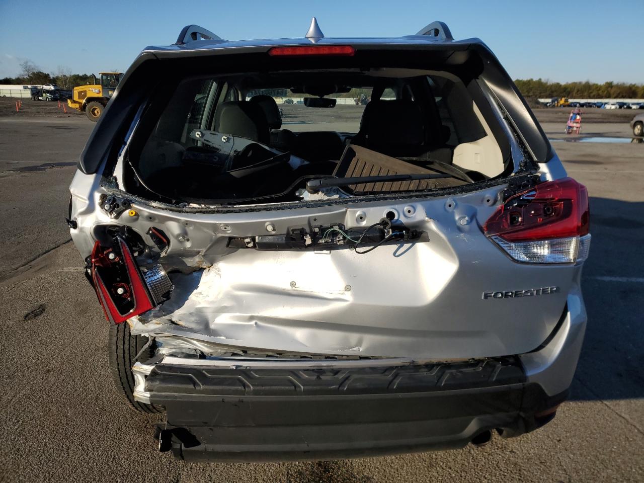 2022 SUBARU FORESTER LIMITED VIN:JF2SKANC8NH477197