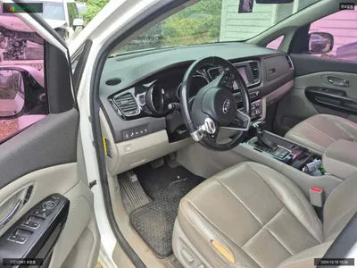 2017 Kia Carnival KNAME81ABJS412645 VIN:KNAME81ABJS412645