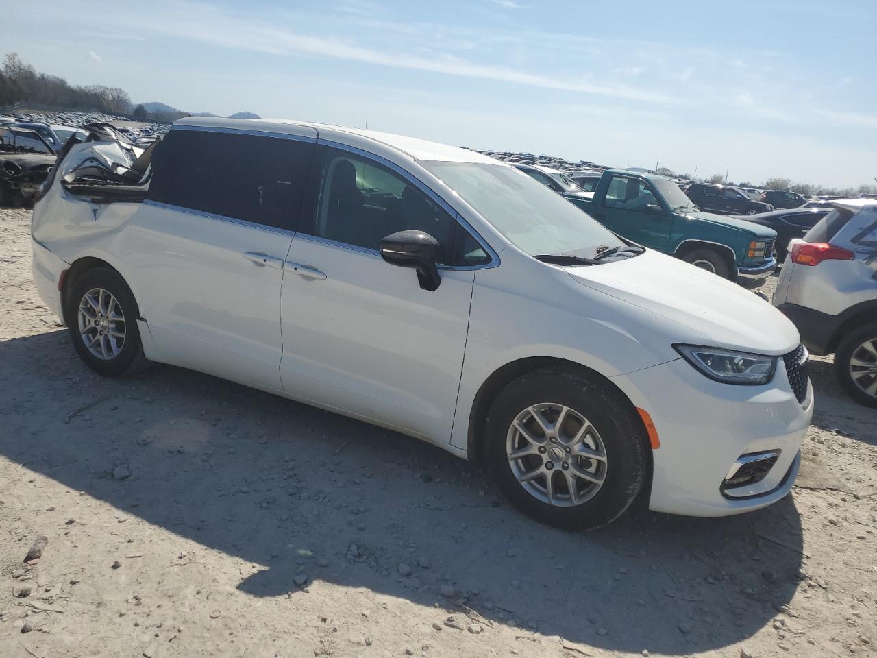 2024 CHRYSLER PACIFICA TOURING L VIN:2C4RC1BG3RR114088