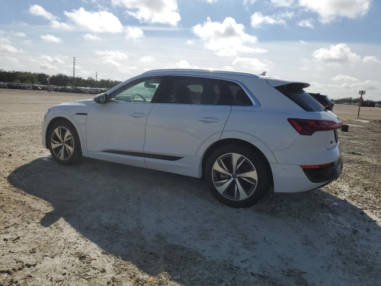2024 AUDI Q8 E-TRON PRESTIGE VIN:WA16AAGE2RB013276