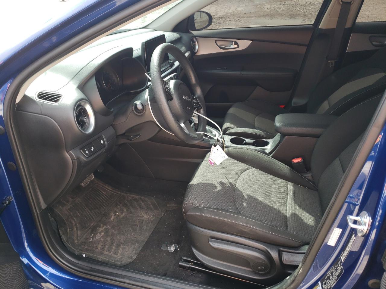 2023 KIA FORTE LX VIN:3KPF24AD4PE653123