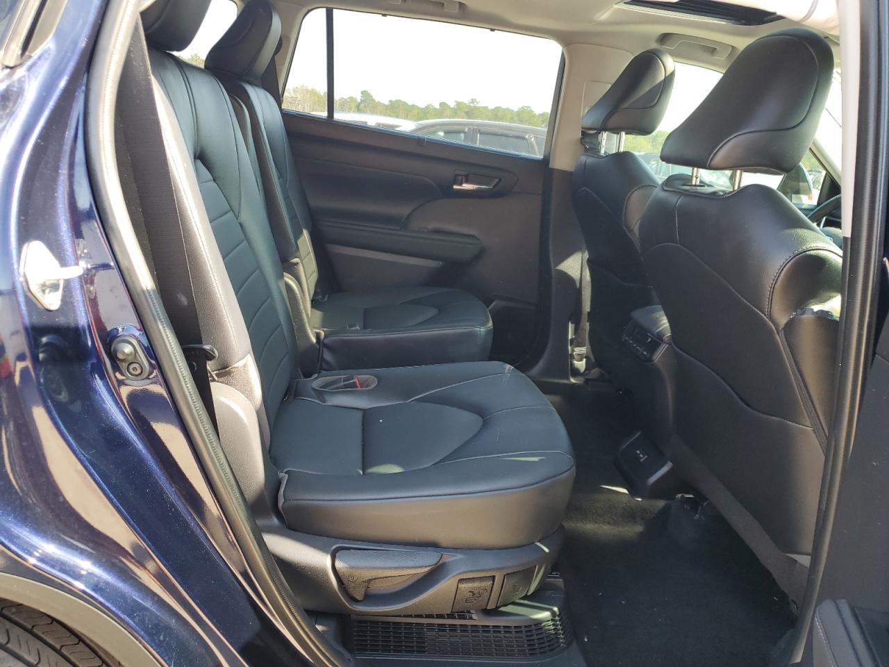 2022 TOYOTA HIGHLANDER HYBRID XLE VIN:5TDGARAH9NS512333