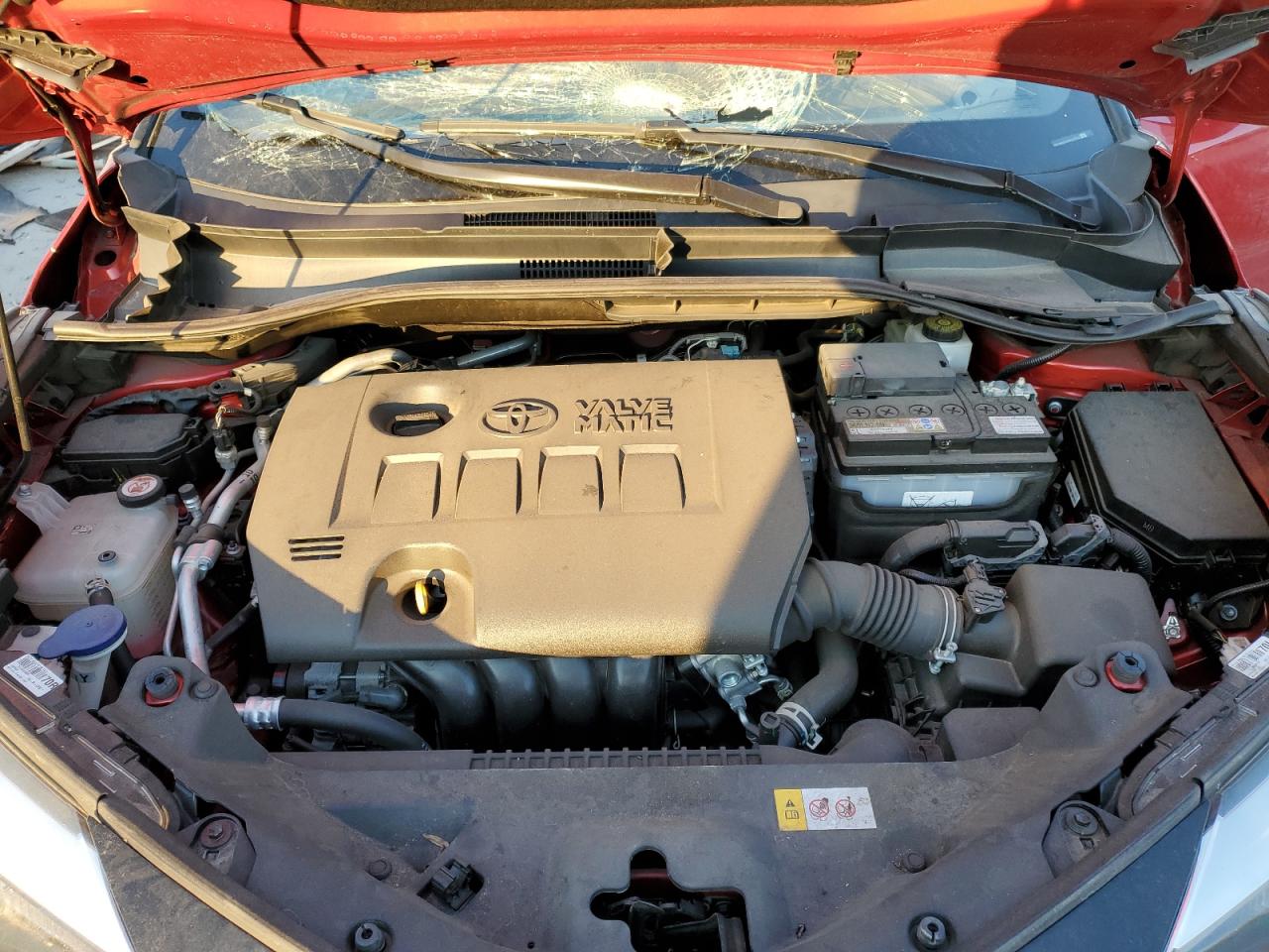 2022 TOYOTA C-HR XLE VIN:NMTKHMBX4NR143037