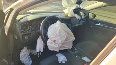 2015 Volkswagen Golf WVWZZZAUZFW304574 VIN:WVWZZZAUZFW304574