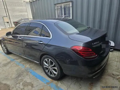 2016 Mercedes-Benz C 220 VIN: