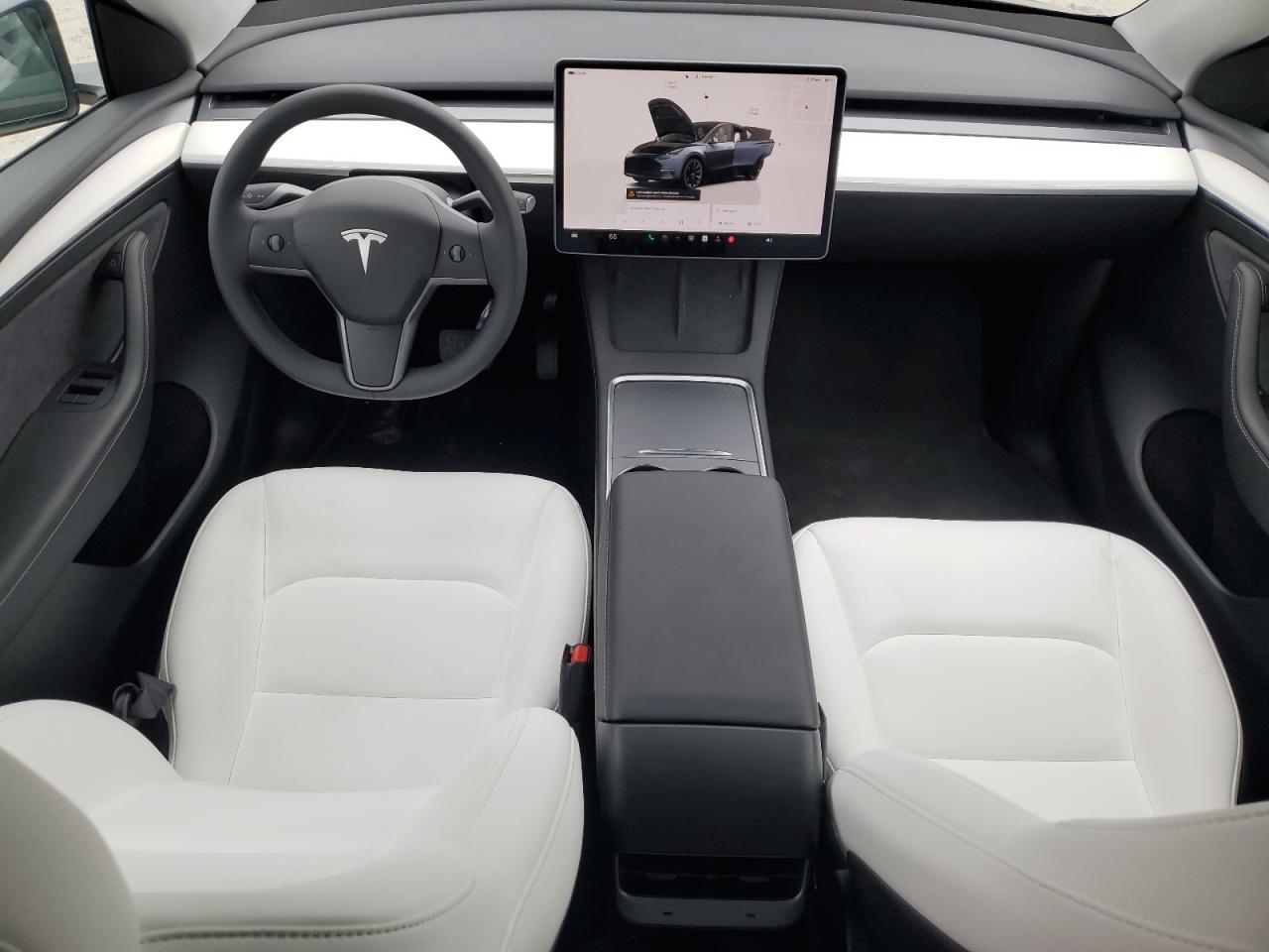 2024 TESLA MODEL Y  VIN:7SAYGAEE2RF068357