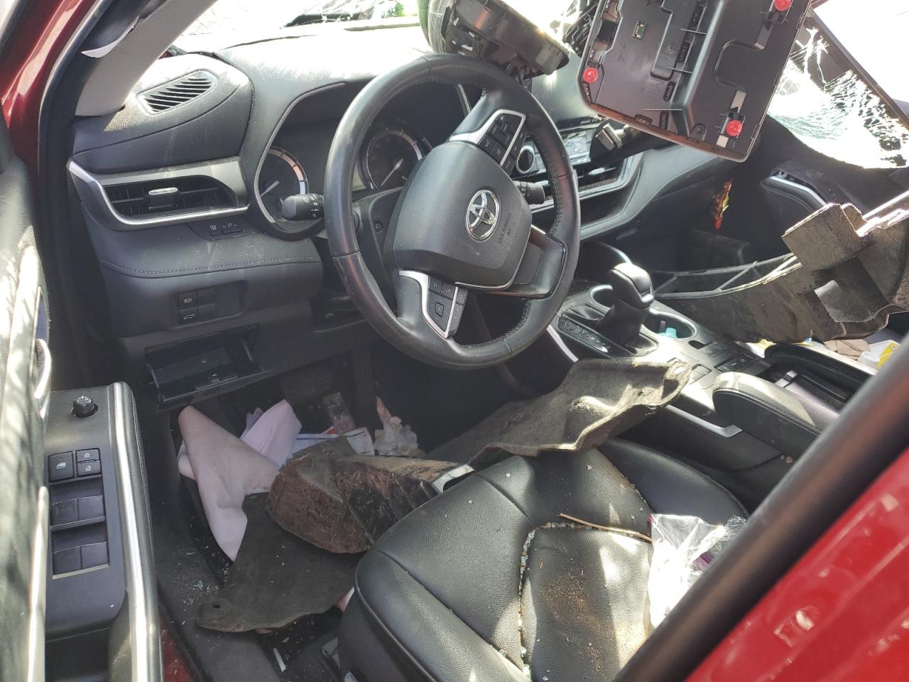 2022 TOYOTA HIGHLANDER XLE VIN:5TDGZRBH3NS203707
