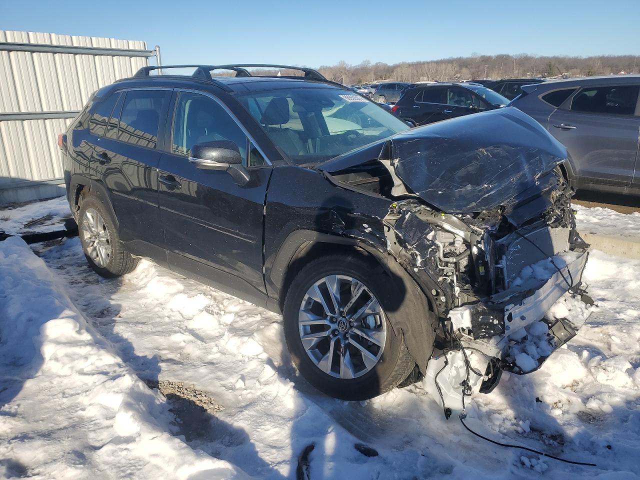 2024 TOYOTA RAV4 XLE PREMIUM VIN:2T3A1RFV9RC403879