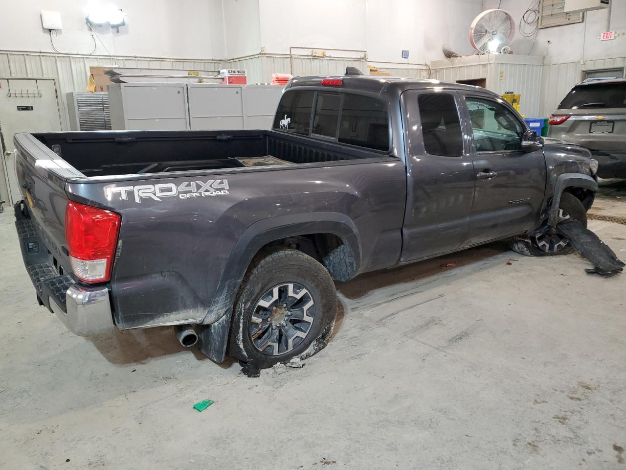 2022 TOYOTA TACOMA ACCESS CAB VIN:3TYSZ5AN9NT093616