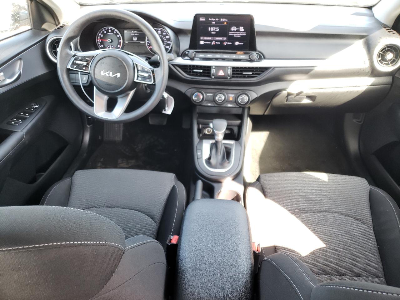 2022 KIA FORTE FE VIN:3KPF24AD3NE442248