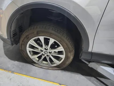 2018 Toyota RAV4 JTMDJREV6JD258864 VIN:JTMDJREV6JD258864