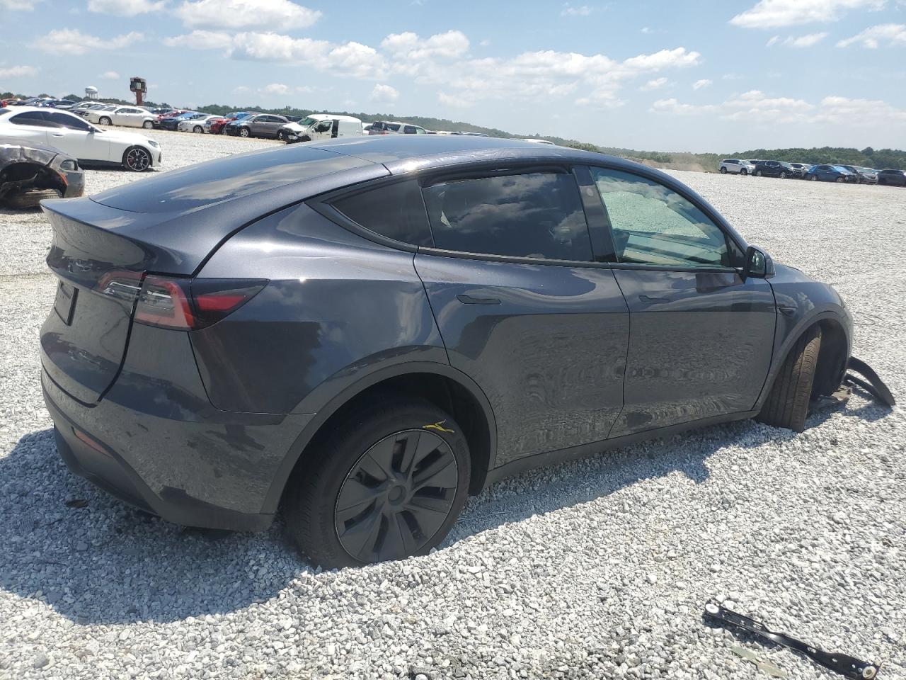 2024 TESLA MODEL Y  VIN:7SAYGDEDXRF102831