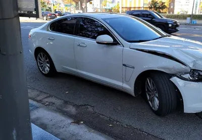 2015 Jaguar XF VIN: