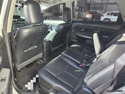 2016 Toyota Prius v VIN: