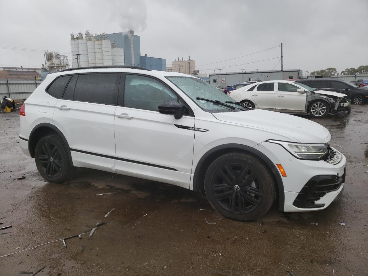 2022 VOLKSWAGEN TIGUAN SE R-LINE BLACK VIN:3VV8B7AX6NM029476