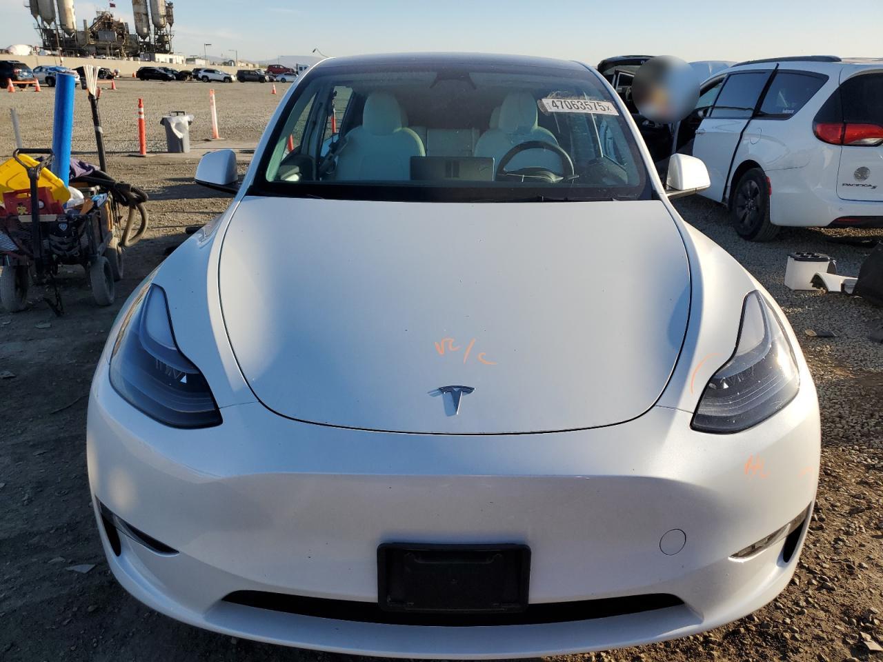2023 TESLA MODEL Y  VIN:7SAYGDEF0PF702093