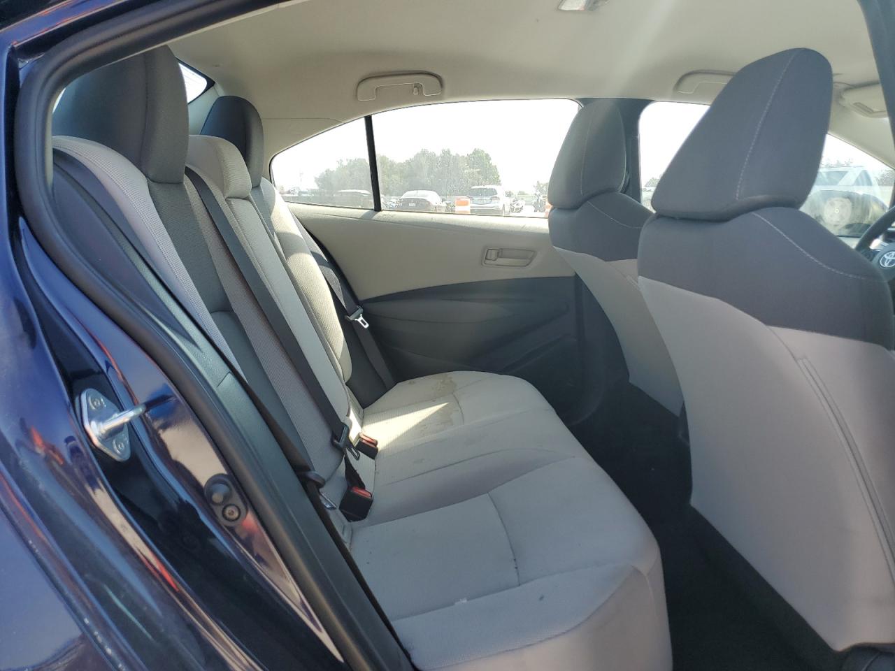 2022 TOYOTA COROLLA LE VIN:5YFEPMAE6NP337451