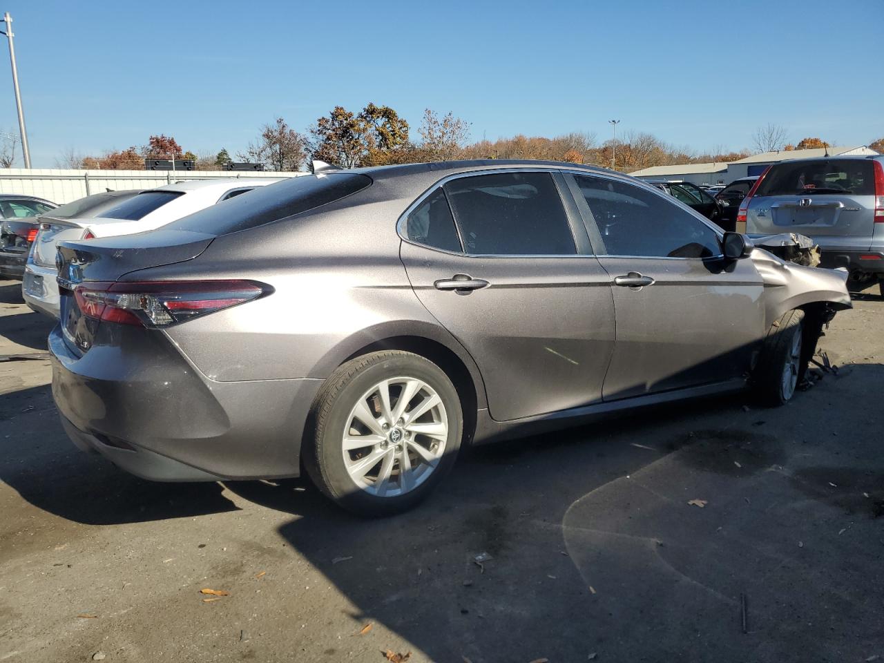 2022 TOYOTA CAMRY LE VIN:4T1C11AK0NU680929
