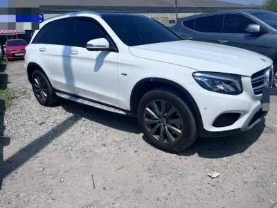 2018 Mercedes-Benz GLC 350 VIN: