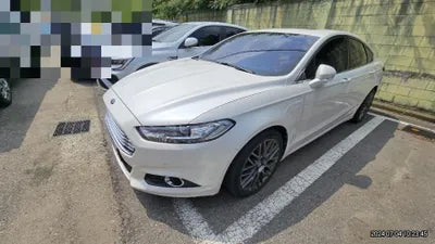 2015 Ford Mondeo VIN:
