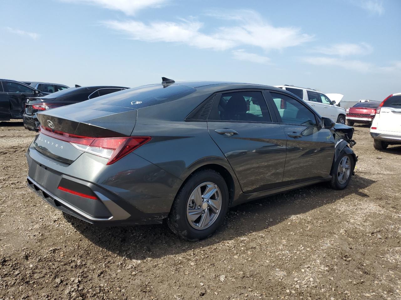 2024 HYUNDAI ELANTRA SE VIN:KMHLL4DGXRU823006