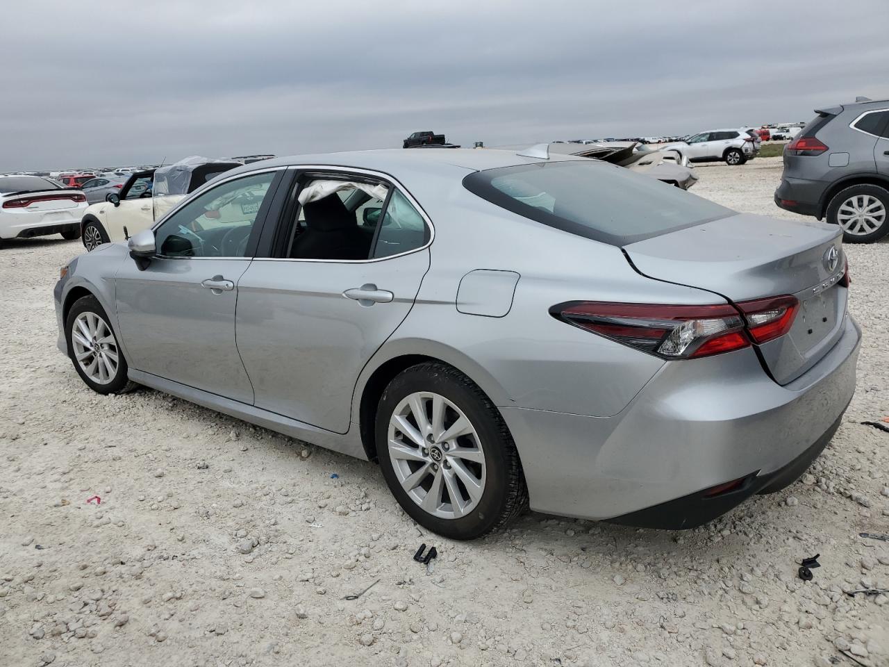 2024 TOYOTA CAMRY LE VIN:4T1C11AK6RU217571