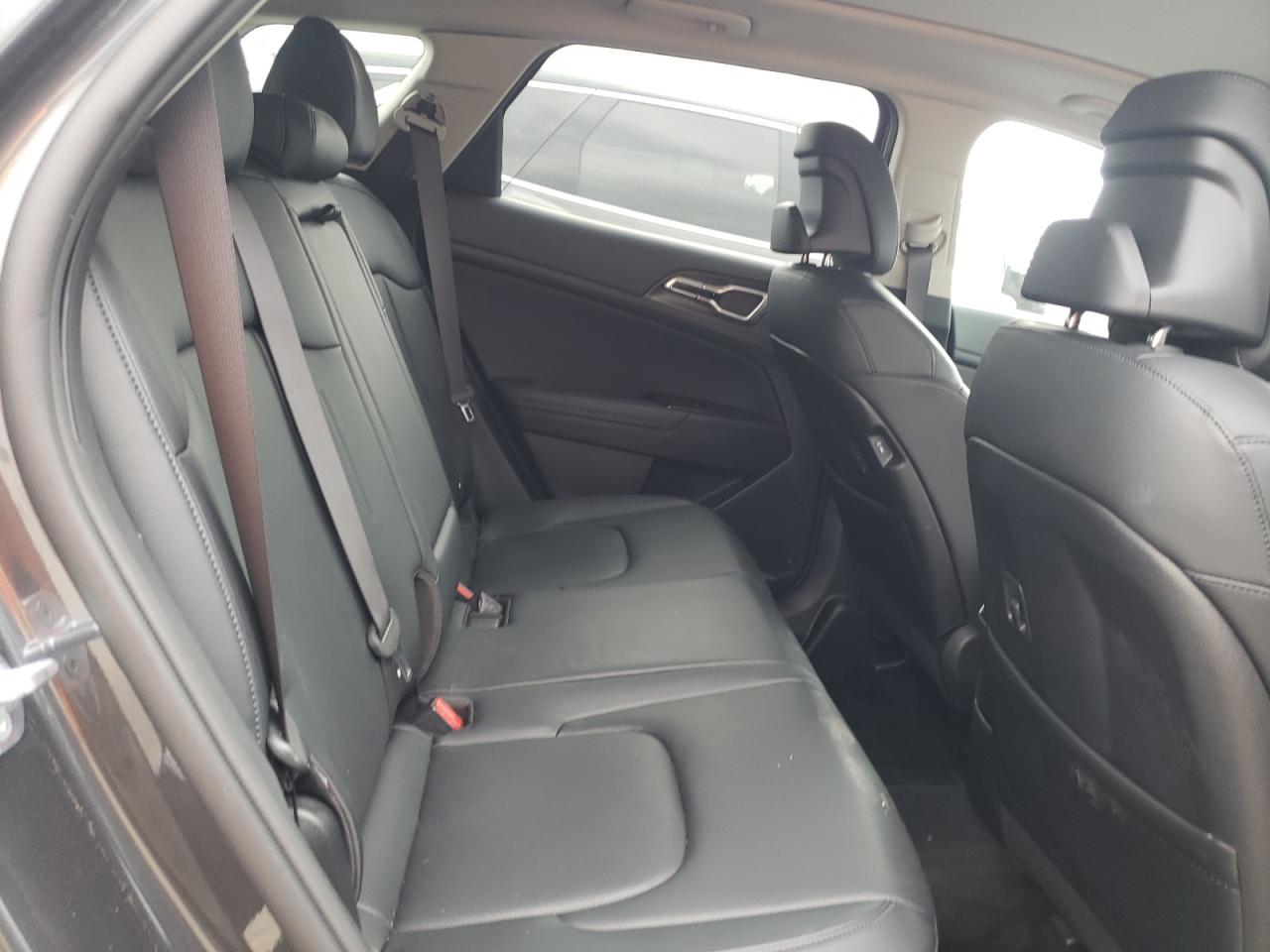 2023 KIA SPORTAGE EX VIN:KNDPVCAG6P7040095