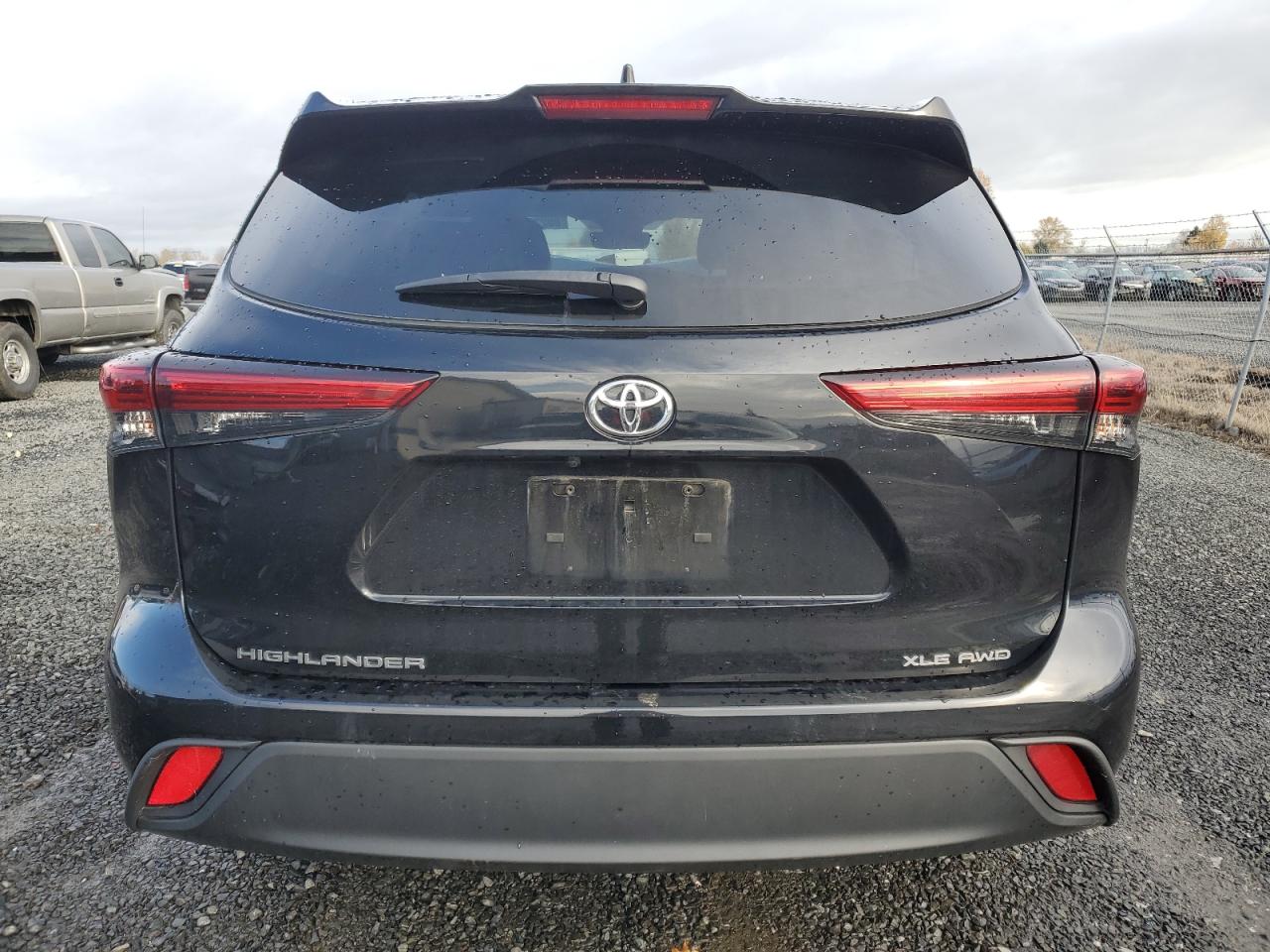 2022 TOYOTA HIGHLANDER XLE VIN:5TDGZRBH0NS163652