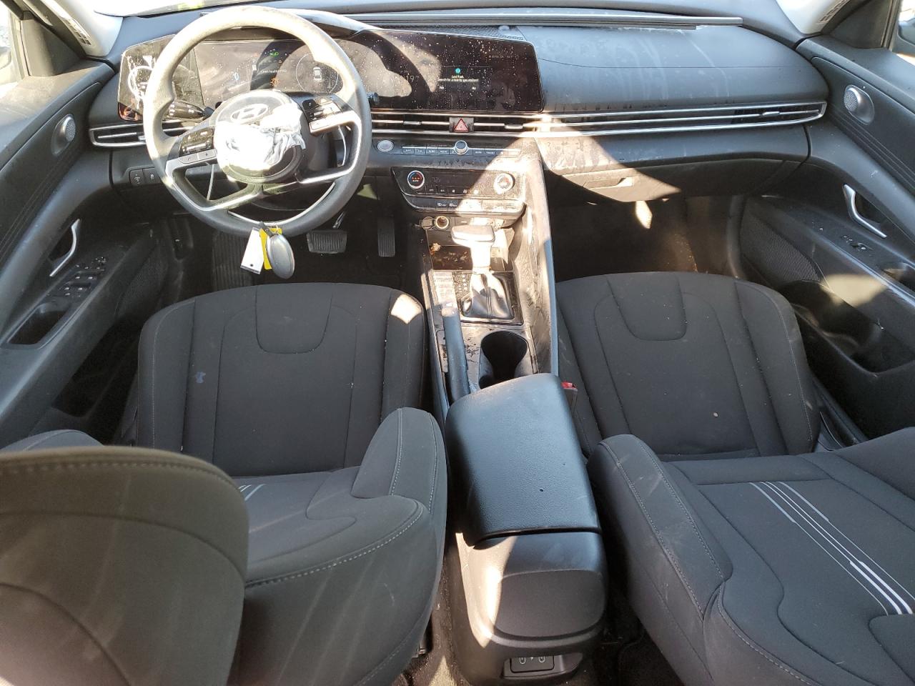 2024 HYUNDAI ELANTRA SEL VIN:KMHLM4DG5RU828904