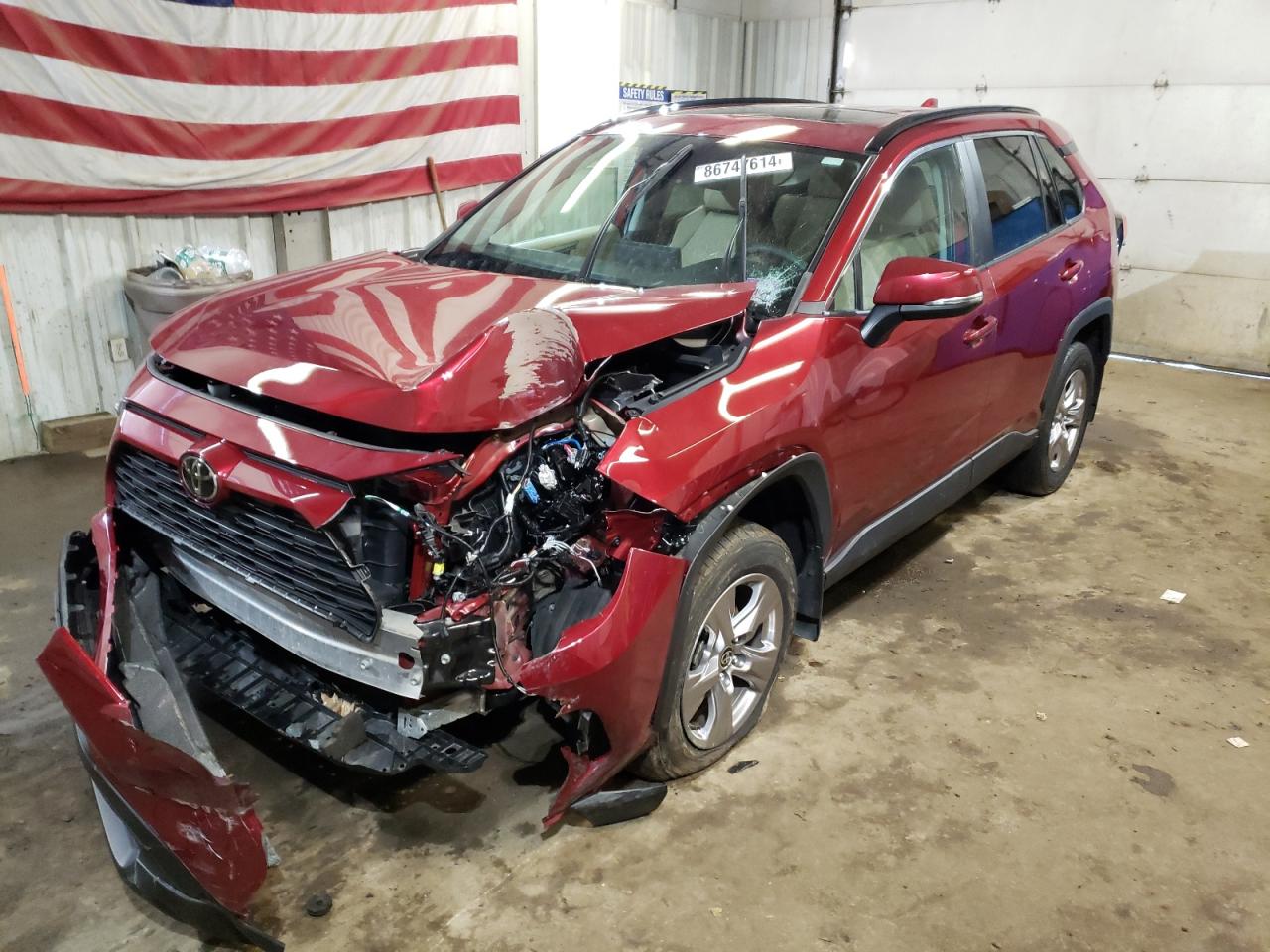 2023 TOYOTA RAV4 XLE VIN:2T3P1RFV8PW332227
