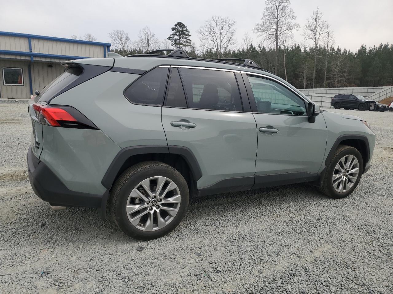 2022 TOYOTA RAV4 XLE PREMIUM VIN:2T3A1RFV8NW312854