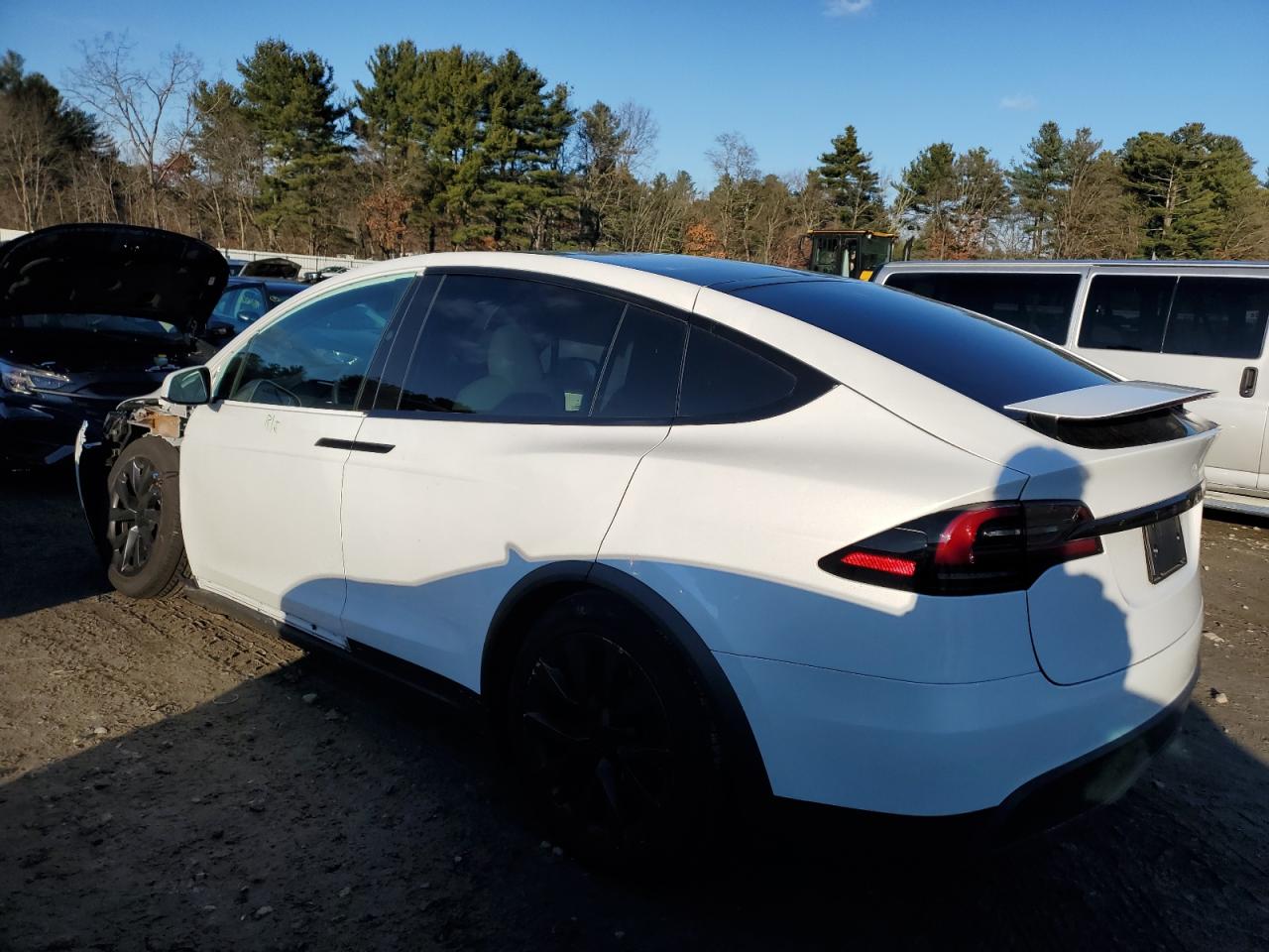2024 TESLA MODEL X  VIN:7SAXCAE53RF442904
