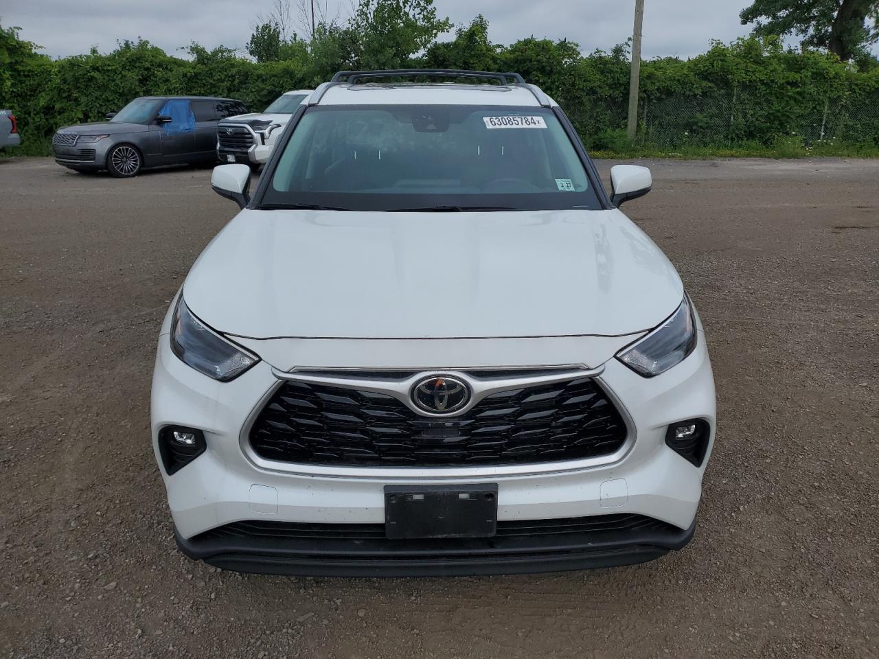 2022 TOYOTA HIGHLANDER XLE VIN:5TDGZRBH9NS199386