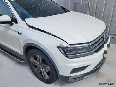 2018 Volkswagen Tiguan WVGZZZ5NZJW951403 VIN:WVGZZZ5NZJW951403