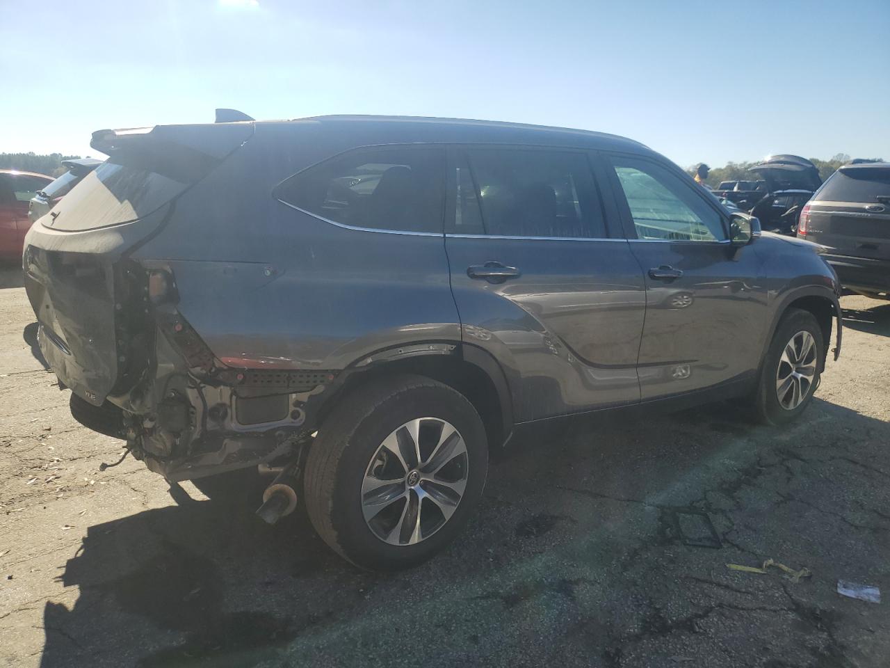 2024 TOYOTA HIGHLANDER LE VIN:5TDKDRAH9RS054364